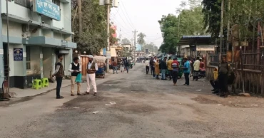 আমদানি-রপ্তানি বন্ধ থাকলেও হিলি স্থলবন্দরে যাত্রী পারাপার চলছে