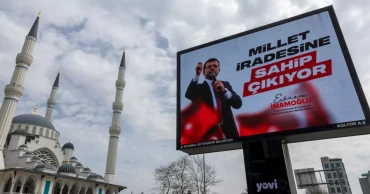 প্রেসিডেন্টপ্রার্থী হিসেবে মনোয়ন পাওয়ার দিনই কারাগারে ইস্তানবুলের মেয়র