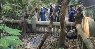 বিজয় দিবসের আগের রাতে মুক্তিযোদ্ধার কবরে আগুন