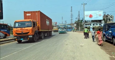 ঢাকা-চট্টগ্রাম মহাসড়কের কুমিল্লা অংশে যানবাহন চলাচল স্বাভাবিক, স্বস্তিতে যাত্রীরা