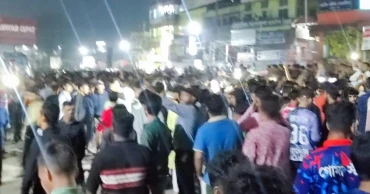 হাফ ভাড়া নিয়ে বিরোধের জেরে বরিশালে ‘অর্ধশতাধিক’ বাস ভাঙচুর