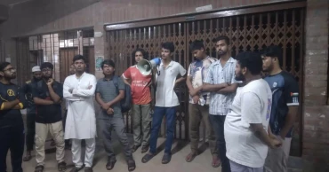 শিক্ষার্থীর মৃত্যু, দেরিতে অ্যাম্বুল্যান্স পাঠানোর অভিযোগে জাবির চিকিৎসাকেন্দ্র ঘেরাও