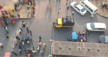 বনানীতে সড়ক দুর্ঘটনায় পোশাক শ্রমিক নিহত, অবরোধে তীব্র যানজট