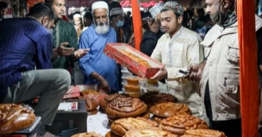 ধর্মীয় ভাবগাম্ভীর্যে পবিত্র শবে বরাত পালিত