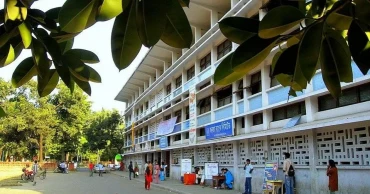 আবৃত্তি সংসদের কর্মকাণ্ডে টিএসসির কয়েকটি সংগঠনের নিন্দা