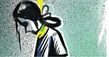 খুলনায় গৃহবধুর ঝুলন্ত মরদেহ উদ্ধার, স্বামী ও শ্বশুর আটক