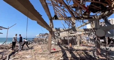 গাজার জনাকীর্ণ ক্যাফেতে ইসরায়েলের ৫০০ পাউন্ডের বোমা হামলা