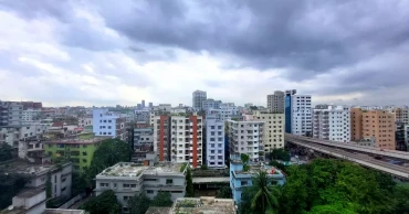 বৃষ্টিতে ঢাকার বাতাসে উন্নতি, দাবানলের ধোঁয়ায় আজও কানাডার বাতাসে দূষণ