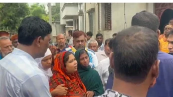 ফুটবল খেলা দেখে দেরিতে বাড়ি ফেরায় স্ত্রীর সঙ্গে মনোমা‌লিন‌্য, পরে যুবকের ‘আত্মহত্যা’