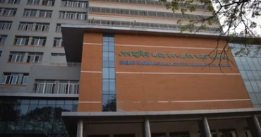 অগ্নিদগ্ধ হয়ে হাসপাতালে ভর্তি জাতীয় কবির নাতি