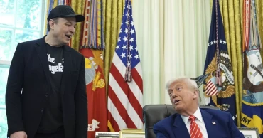 নতুন রাজনৈতিক দল গড়ার দাবি মাস্কের, ট্রাম্প বললেন ‘হাস্যকর’