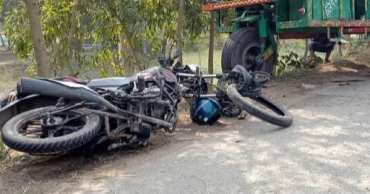 নওগাঁয় ট্রাকচাপায় মোটরসাইকেল আরোহী দম্পতি নিহত