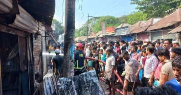 চাঁদপুরে আগুনে পুড়ল ১৭ ব্যবসা প্রতিষ্ঠান, আহত ১০