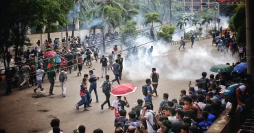 শাহবাগে শিক্ষার্থীদের আন্দোলনে পুলিশের লাঠিচার্জ, আহত ১০