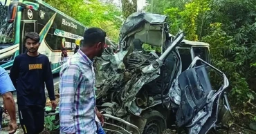 লোহাগাড়ায় সড়কে নিহত বেড়ে ১১, শিশু আরাধ্যাকে ঢাকায় স্থানান্তর