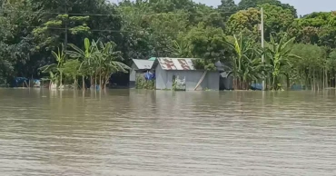 চাঁপাইনবাবগঞ্জে দ্রুত বাড়ছে ৩ নদীর পানি, পানিবন্দী ২৯০০ পরিবার