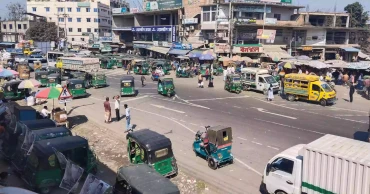টানা দুদিন ধরে সিলেট-জকিগঞ্জ সড়কে বাস চলাচল বন্ধ, দুর্ভোগে যাত্রীরা