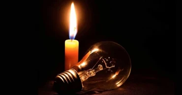 খুলনায় অব্যাহত লোডশেডিংয়ে নাকাল জনজীবন