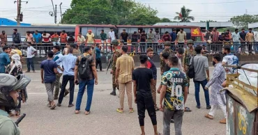 গাবতলীতে সড়ক অবরোধ তুলে নিল শ্রমিকরা