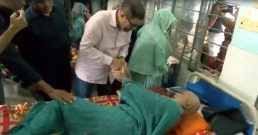 সাতক্ষীরায় আকস্মিক হাসপাতাল পরিদর্শনে স্বাস্থ্যমন্ত্রী, দুই চিকিৎসকসহ তিনজন বরখাস্ত