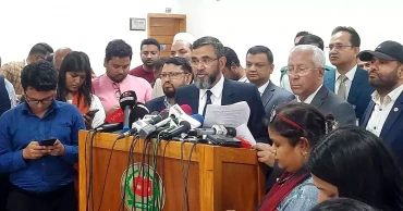 ভোটকেন্দ্রে সাংবাদিক ও পর্যবেক্ষকদের মোবাইল নিয়ে প্রবেশে নিষেধাজ্ঞা নেই: ইসি সানাউল্লাহ