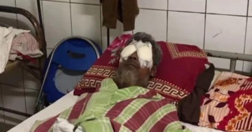 পারিবারিক বিরোধের জেরে দুই চোখ তুলে নিলেন ভাইয়েরা, ভিডিও ভাইরাল