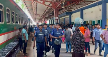 দুই যাত্রীকে ছুরিকাঘাত, কুষ্টিয়া স্টেশনে ট্রেন আটকে বিক্ষোভ