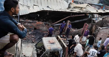 কেরানীগঞ্জে গ্যাস লাইটার কারখানায় অগ্নিকাণ্ড: নিহত বেড়ে ৫