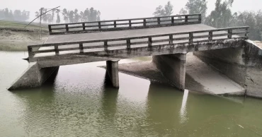 উলিপুরে ৫ বছরেও পুনঃনির্মাণ হয়নি দুই সেতু, ভোগান্তিতে ২০ গ্রামের মানুষ