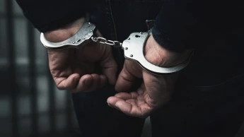 দুই যমজ শিশুকে হত্যার অভিযোগে শ্রীনগরে বাবা-মা আটক