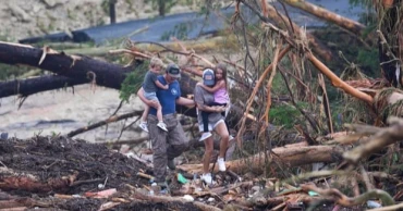 টেক্সাসে বন্যায় নিহত বেড়ে অর্ধশত, ২৭ কিশোরীসহ নিখোঁজ বহু