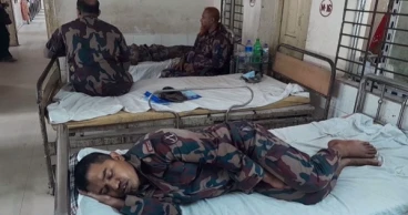 সীমান্তে চোরাকারবারিদের হামলায় দুই বিজিবি সদস্য আহত