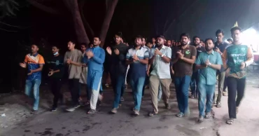 কুয়েটে শিক্ষার্থীদের ওপর হামলার প্রতিবাদে জাবিতে বিক্ষোভ মিছিল