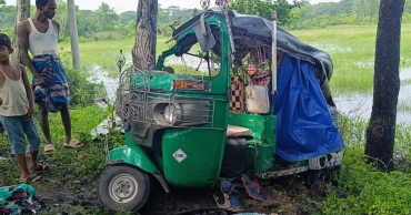 চট্টগ্রামে সিএনজি-মাইক্রোবাস সংঘর্ষে নিহত ২