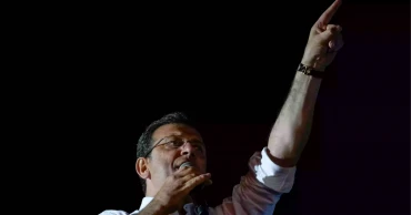 দুর্নীতি মামলায় কাঠগড়ায় ইস্তাম্বুলের মেয়র, হতে পারে ২০০০ বছরের জেল