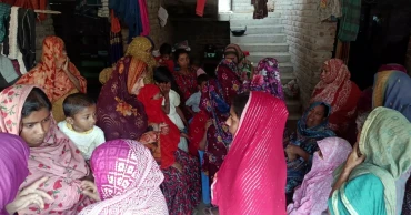 কুমিল্লায় বাস-ট্রেন সংঘর্ষে নিহত ঝিনাইদহের পাঁচজনের পরিবারে শোকের মাতম