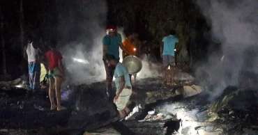 শর্টসার্কিটের আগুনে পুড়ে ছাই বরগুনায় দুই বসতবাড়ি