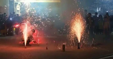 ছাতার কাঠি দিয়ে আতশবাজি ফুটাতে গিয়ে শিশুর মৃত্যু