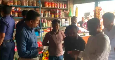যশোরে অনুমোদনহীন রঙ ব্যবহার করে শিশুখাদ্য বিক্রি, ব্যবসায়ীকে লাখ টাকা জরিমানা