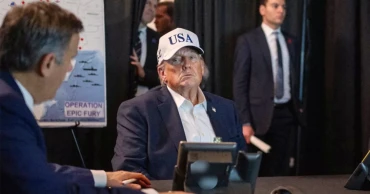 ট্রাম্পের ইরান হামলার নেপথ্যে