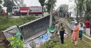 সিরাজগঞ্জে ট্রাক-মাইক্রোবাসের সংঘর্ষে নিহত ২