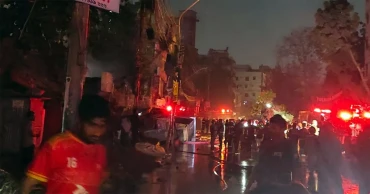 দুই ঘণ্টার চেষ্টায় খিলগাঁওয়ের আগুন নিয়ন্ত্রণে