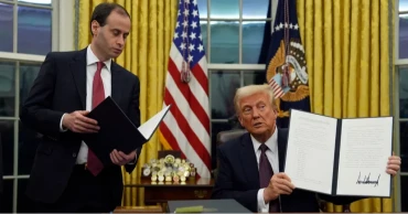 দাঙ্গাকারীসহ ১৫০০ আসামিকে ক্ষমা করলেন ট্রাম্প