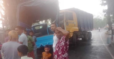 লালমনিরহাটে ট্রাকের ধাক্কায় ১৫ পুলিশ সদস্য আহত