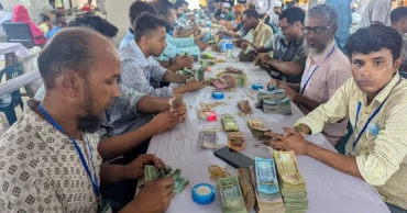 পাগলা মসজিদের দানবাক্সে মিলল রেকর্ড ৪৩ বস্তা টাকা, চলছে গণনা