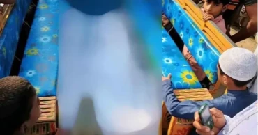 নওগাঁয় নিজ বাড়ি থেকে দম্পতির লাশ উদ্ধার