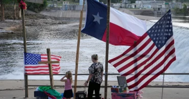 Trump to visit Texas flood zone amid FEMA phase
