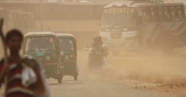 Dhaka’s air ‘unhealthy for sensitive groups’