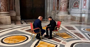 Ukrainian troops leave Kursk as Zelenskyy meets Trump at Vatican