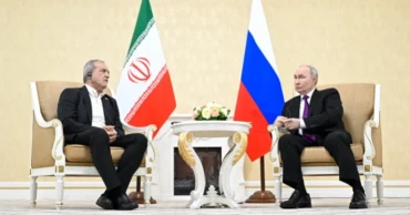Putin offers to help end Iran war in meeting with Pezeshkian